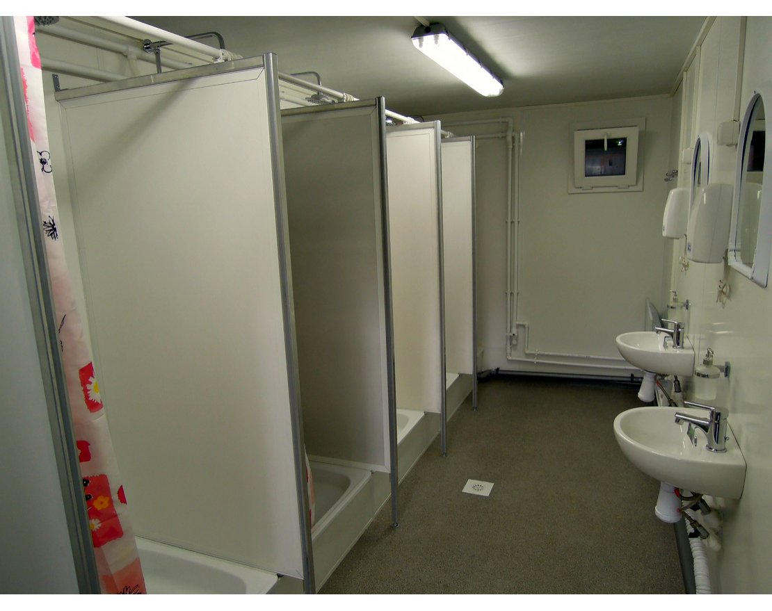 Санпропускник с 4 душевыми и 2 раздевалками 412 - вид 4